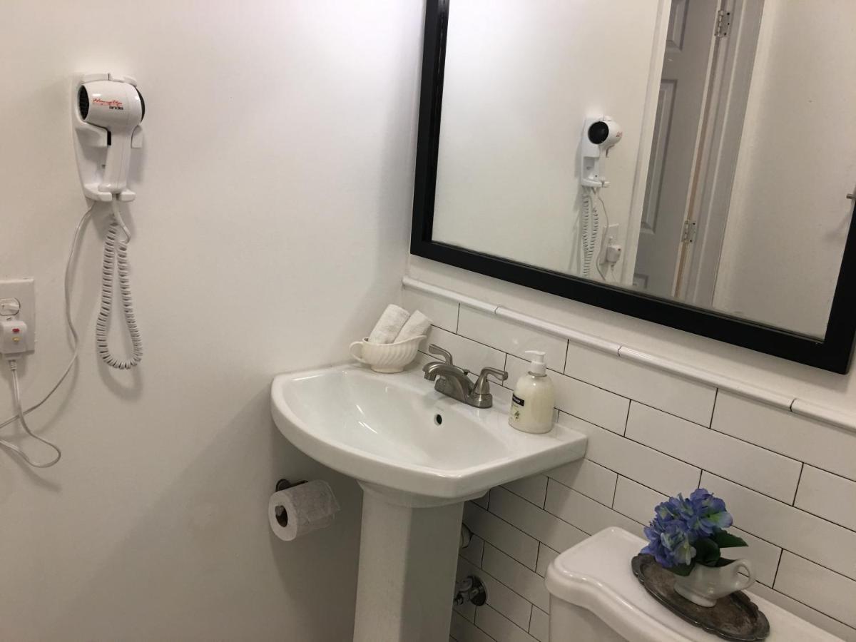 מיאמי Private Studio Blocks From Coconut Grove מראה חיצוני תמונה
