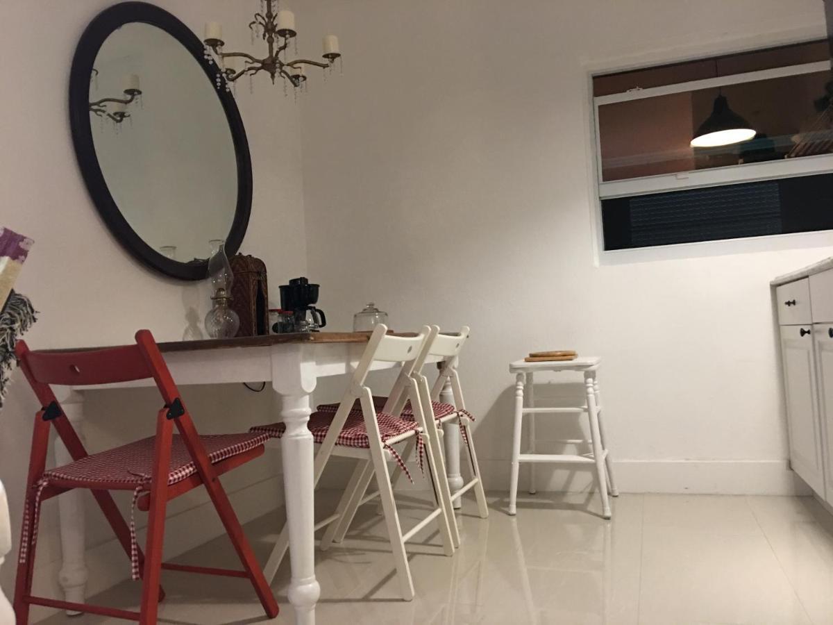 מיאמי Private Studio Blocks From Coconut Grove מראה חיצוני תמונה