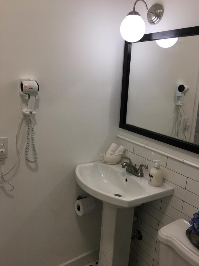 מיאמי Private Studio Blocks From Coconut Grove מראה חיצוני תמונה