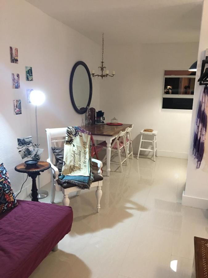 מיאמי Private Studio Blocks From Coconut Grove מראה חיצוני תמונה