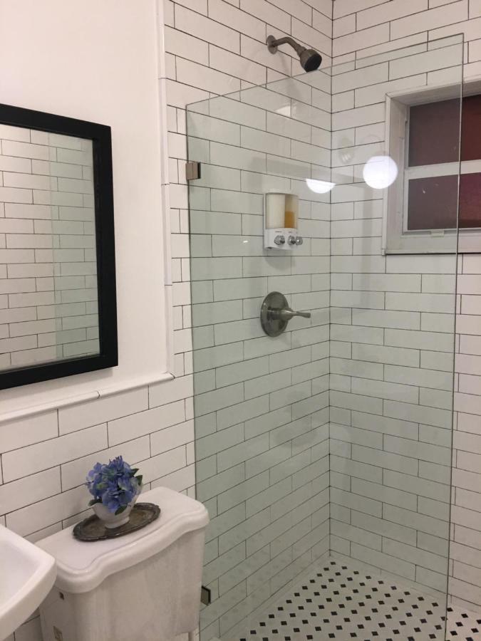 מיאמי Private Studio Blocks From Coconut Grove מראה חיצוני תמונה