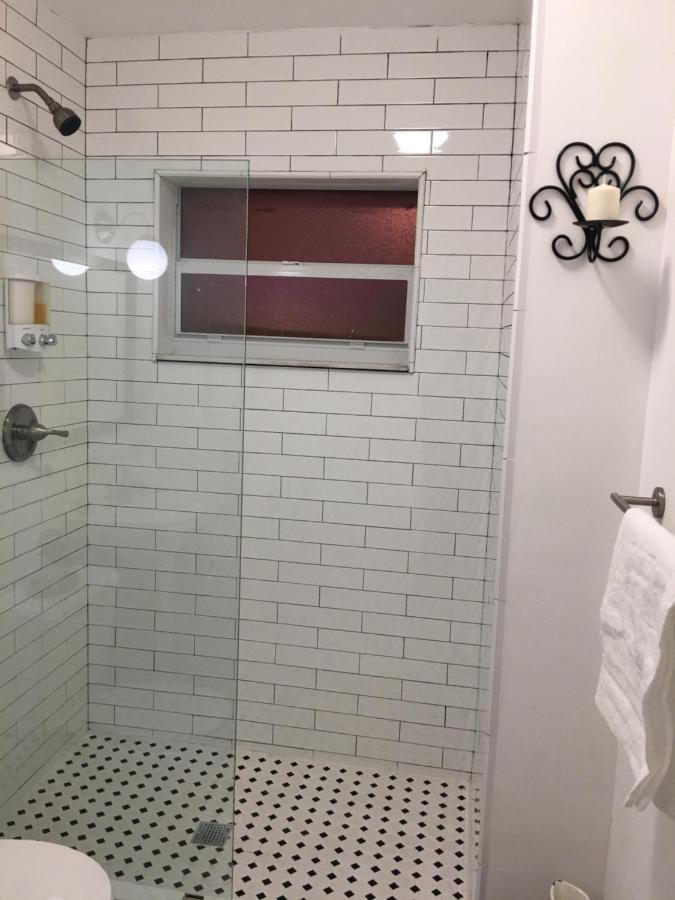מיאמי Private Studio Blocks From Coconut Grove מראה חיצוני תמונה